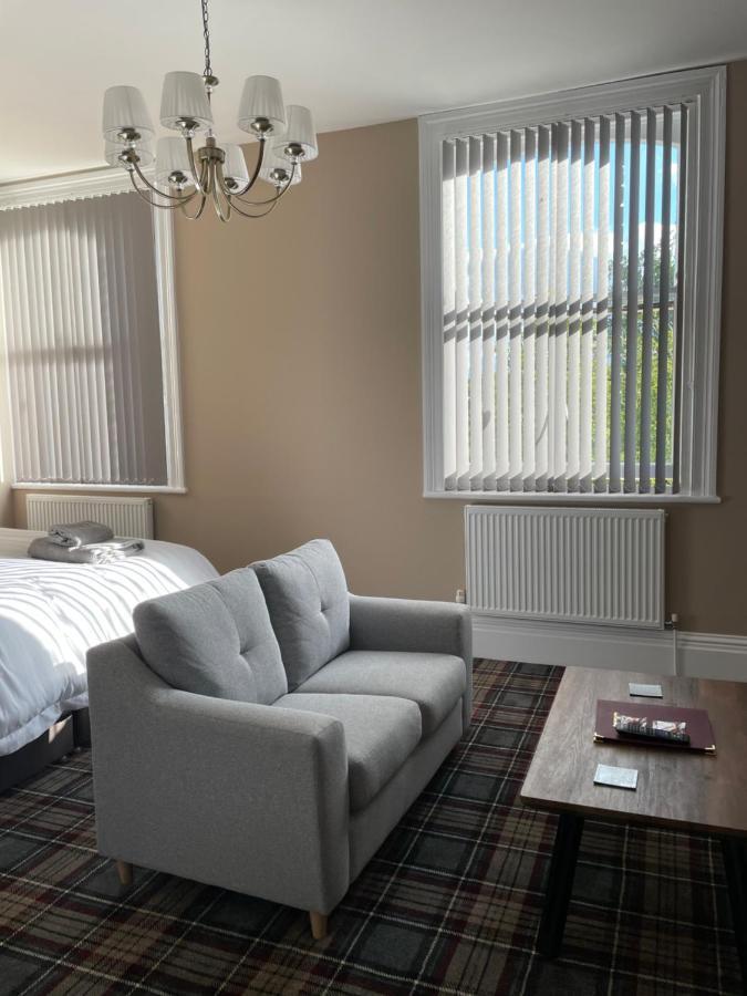 Carlton House Scarborough Hotel ภายนอก รูปภาพ