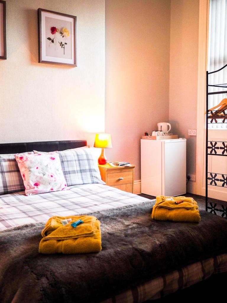Carlton House Scarborough Hotel ภายนอก รูปภาพ