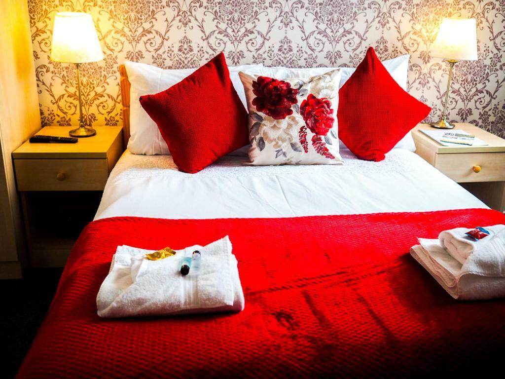 Carlton House Scarborough Hotel ภายนอก รูปภาพ